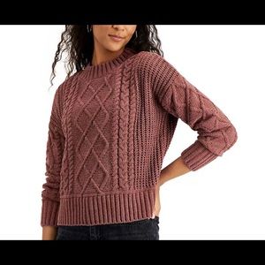 PINK ROSE - CROPPED CABLE KNIT SWEATER